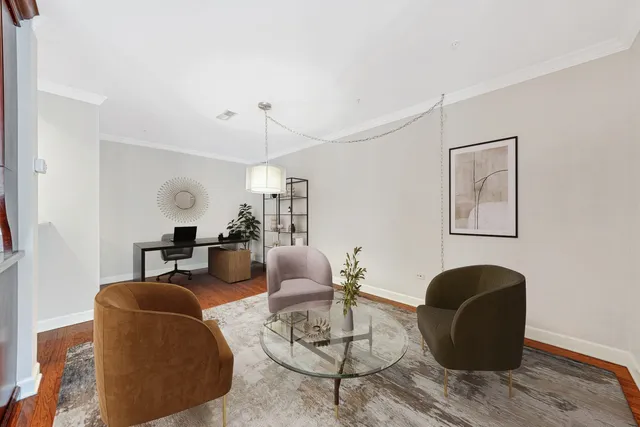 $675,000 | 44 North Vail Avenue, Unit 613, Arlington Heights, IL 60005