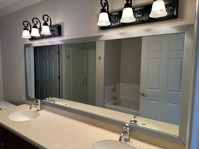 $675,000 | 44 North Vail Avenue, Unit 613, Arlington Heights, IL 60005