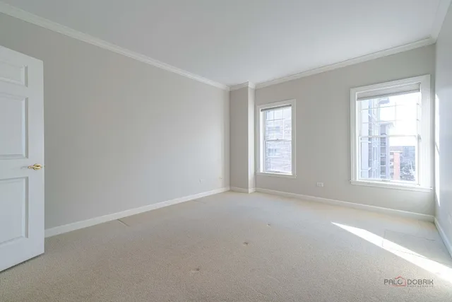 $675,000 | 44 North Vail Avenue, Unit 613, Arlington Heights, IL 60005