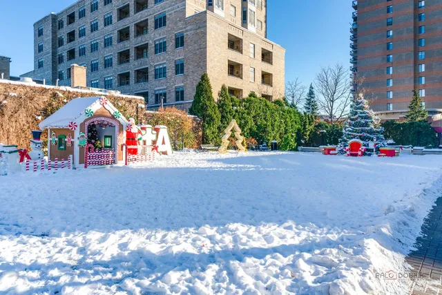 $675,000 | 44 North Vail Avenue, Unit 613, Arlington Heights, IL 60005