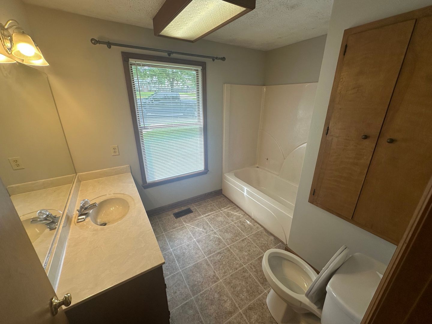 805 Pebble Cove Road Lebanon, TN 37087 - Photo 8 of 12 Gallery Image 8