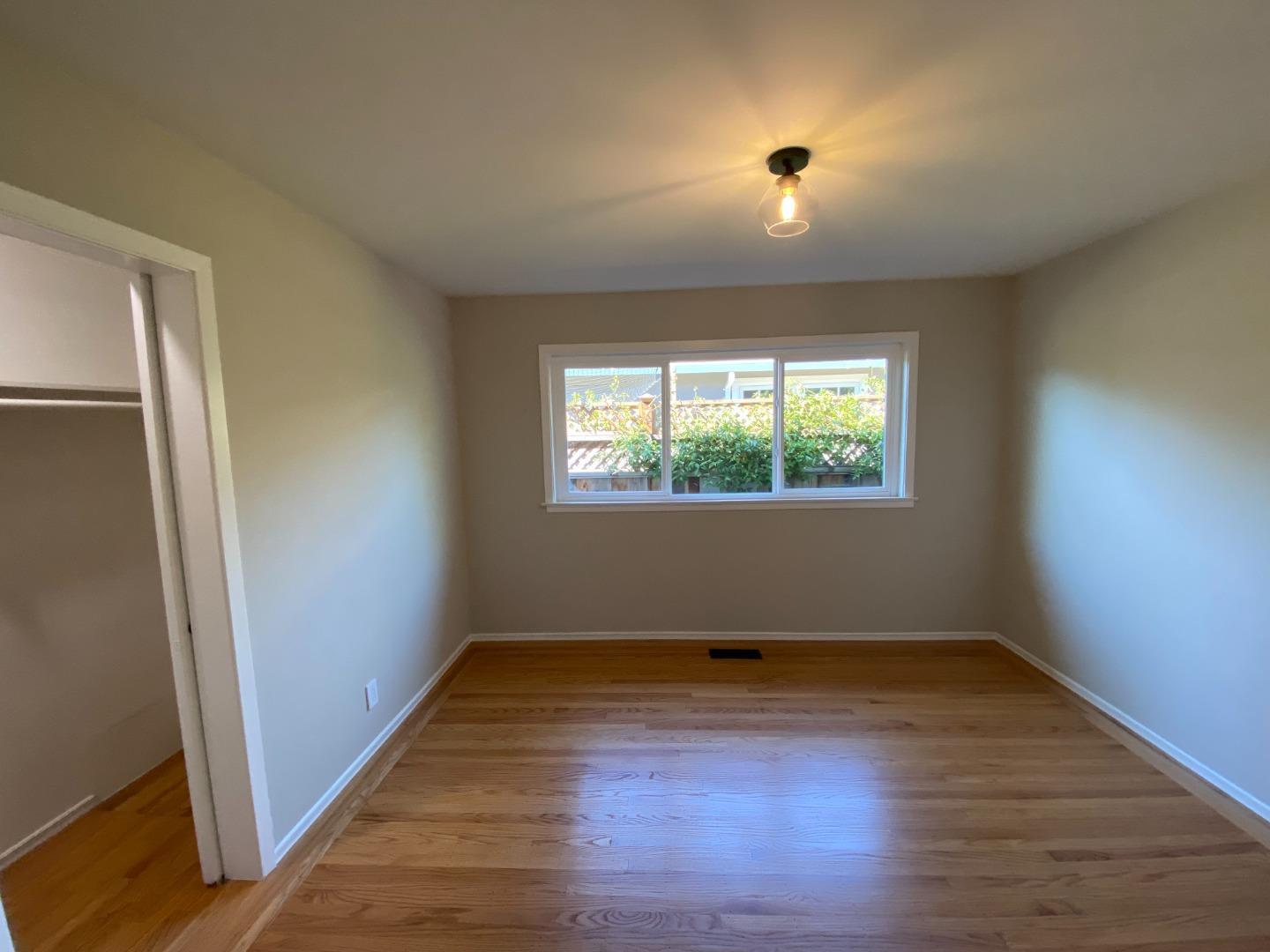 219 Bloomfield Road Burlingame, CA 94010 - Photo 14 of 23