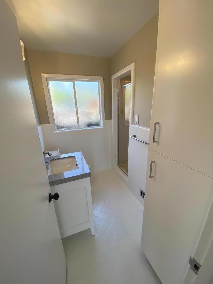 219 Bloomfield Road Burlingame, CA 94010 - Photo 15 of 23