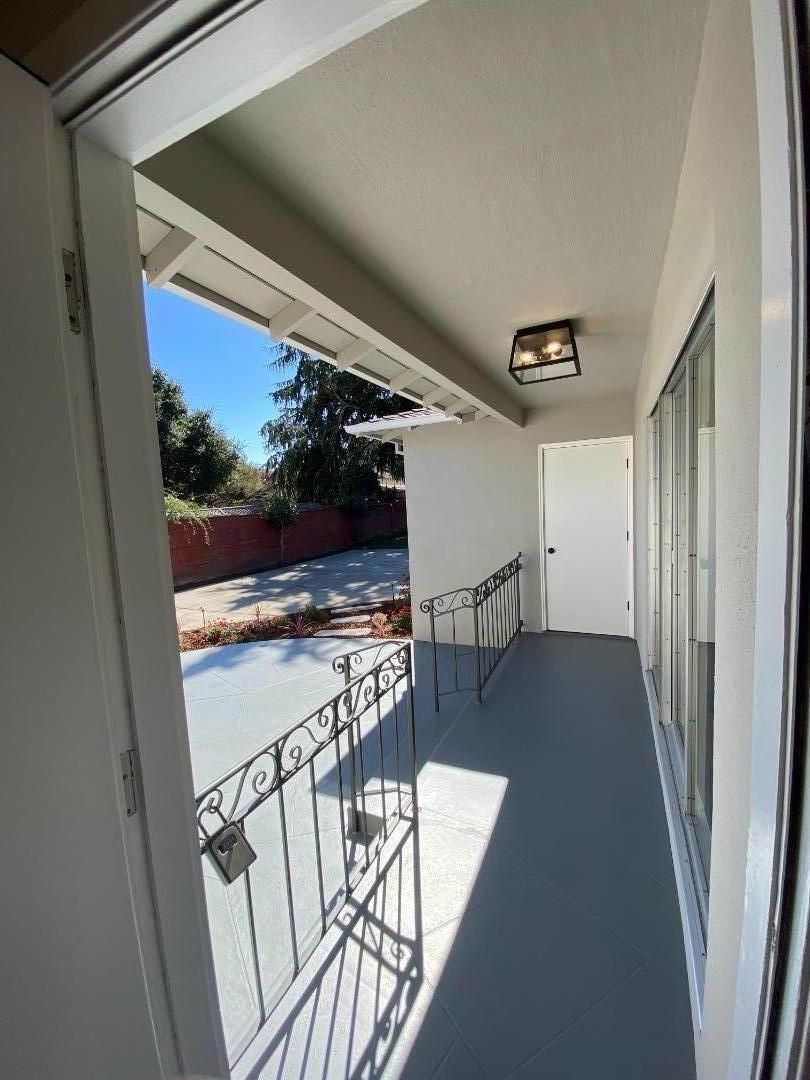 219 Bloomfield Road Burlingame, CA 94010 - Photo 18 of 23