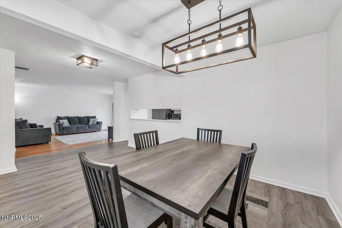 745 Akard Drive Reno, NV 89503 - Photo 9 of 22 12-745 Akard Dr Reno NV 89503 (12 of 31)