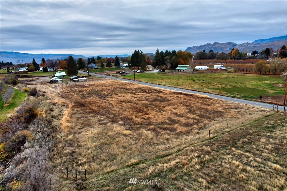 28 Fiker Road Omak, WA 98841 - Photo 39 of 39 a view of outdoor space with city view