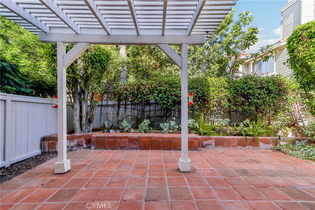 13595 Banyon Road Tustin, CA 92782 - Photo 33 of 44 Gallery Image 33