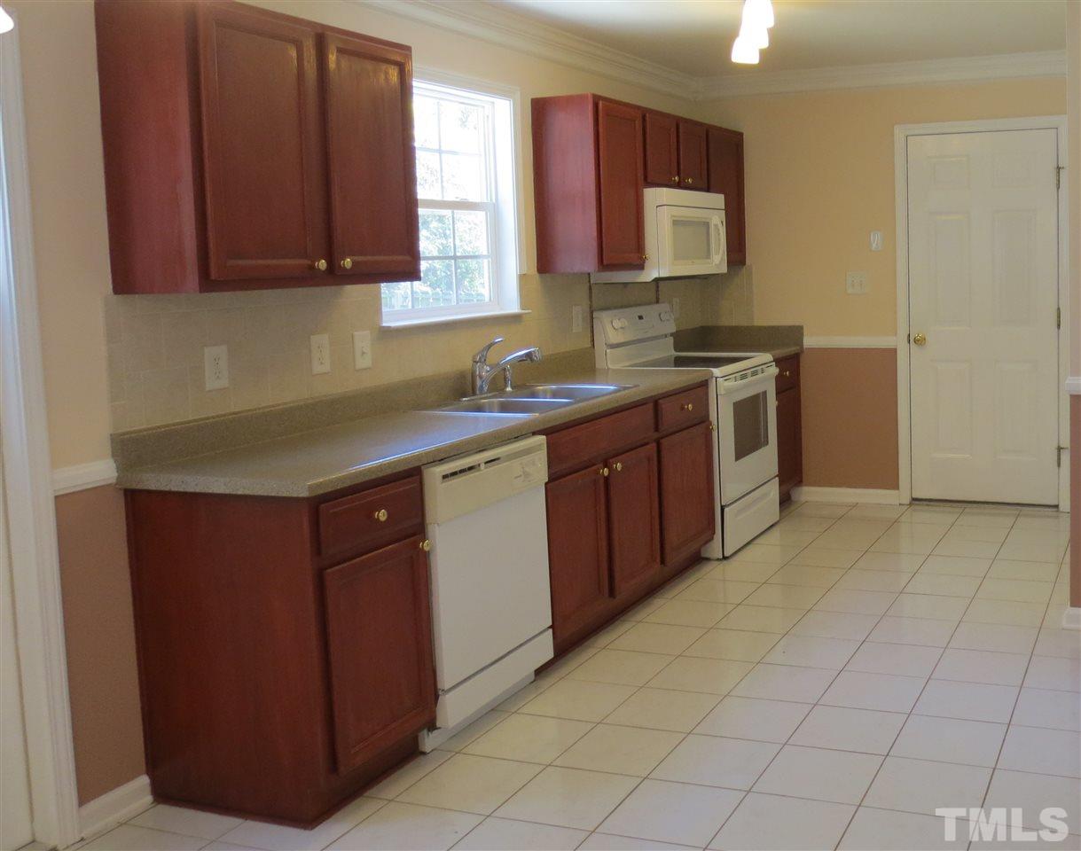 3633 Watkins Ridge Court Raleigh, NC 27616 - Photo 7 of 25