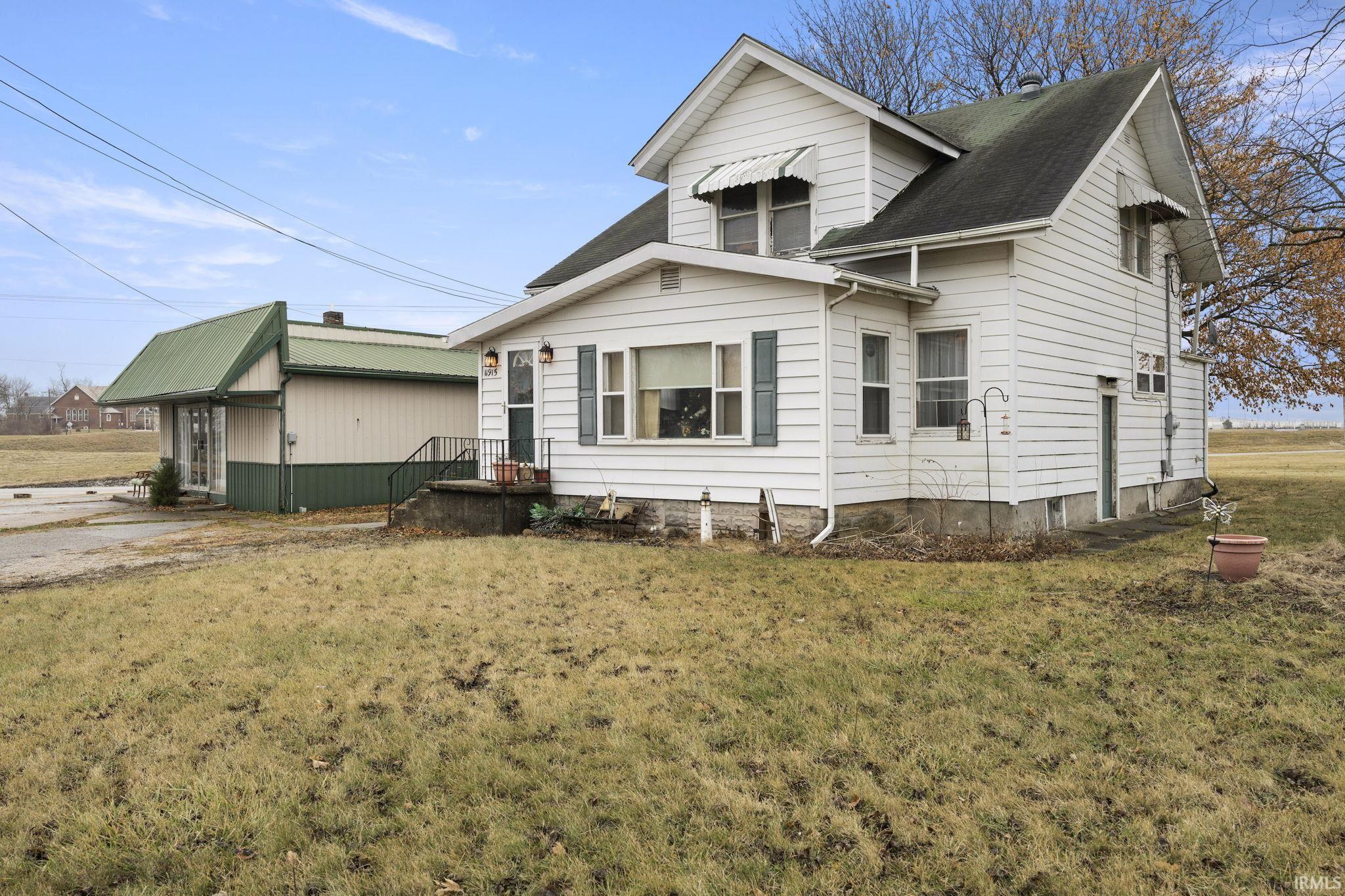 11915 Indianapolis Road Yoder, IN 46798 - Photo 2 of 36