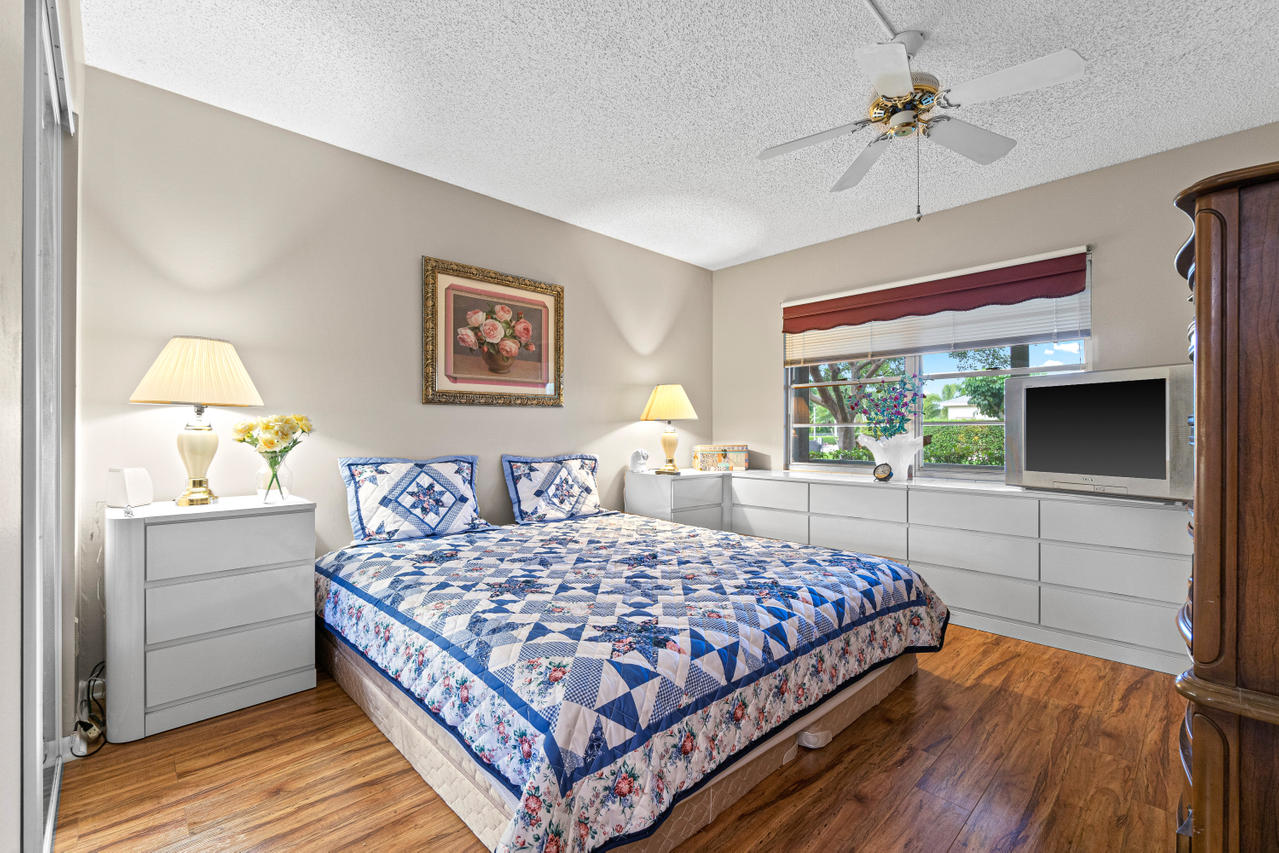 128 Dorset D Boca Raton, FL 33434 - Photo 2 of 20 Master Bedroom