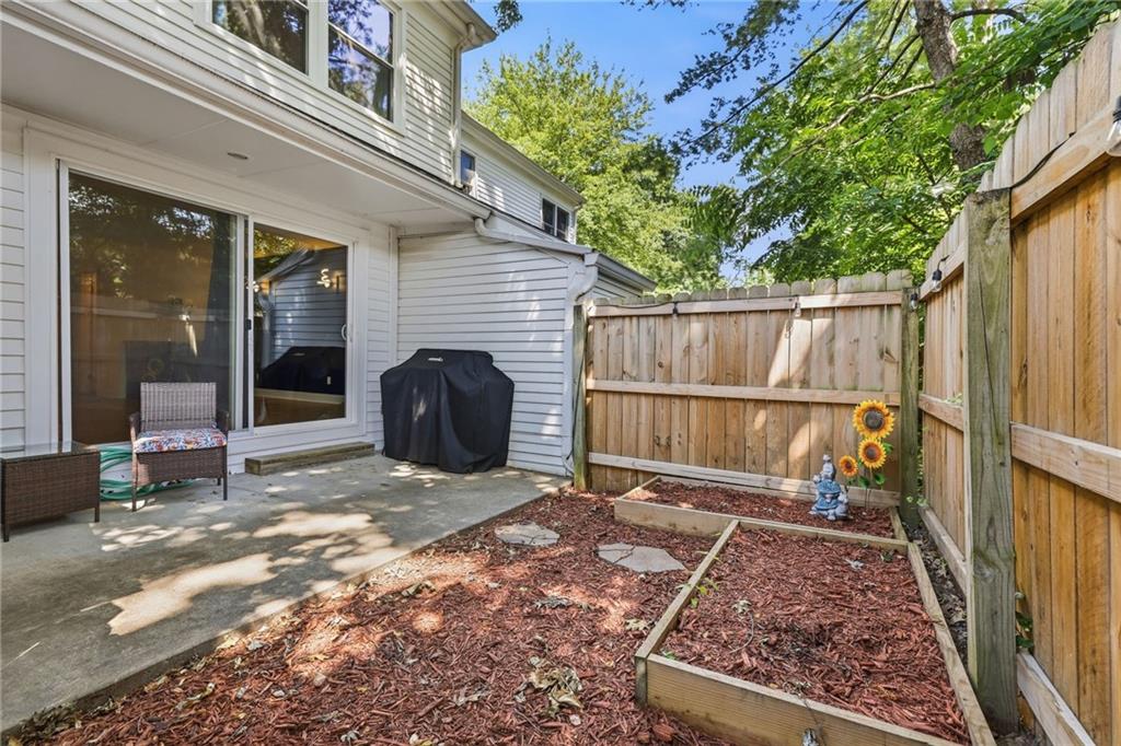 10577 Riley Street Overland Park, KS 66212 - Photo 39 of 41