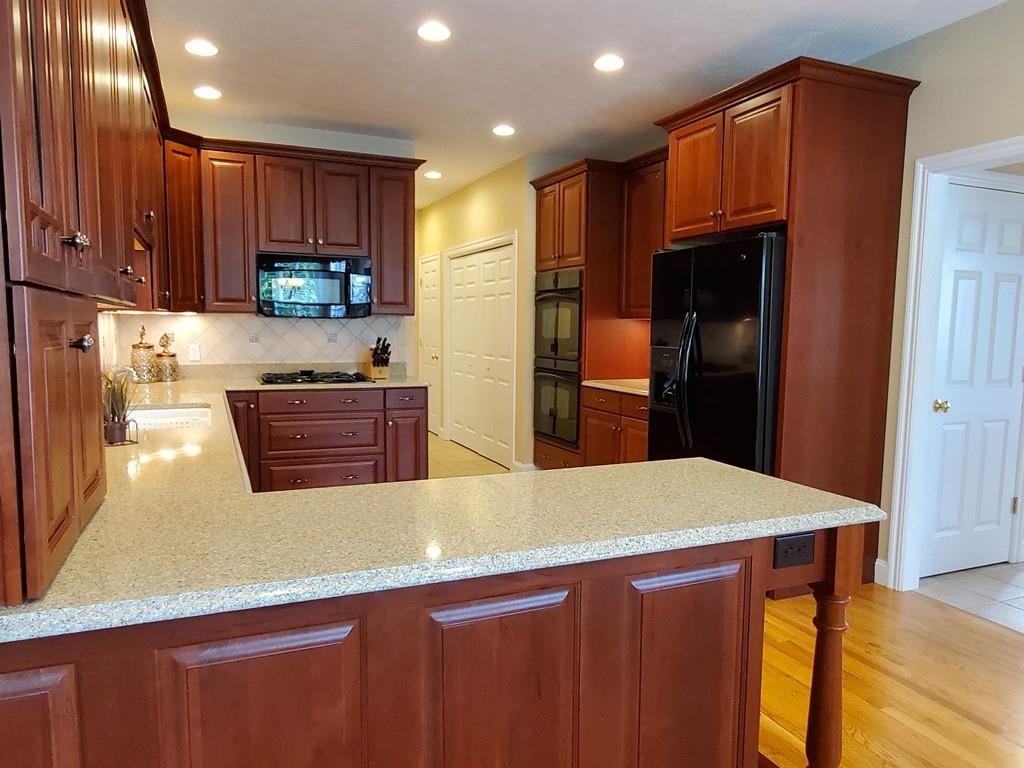 31 Ridgewood Street Ashland, MA 01721 - Photo 7 of 42
