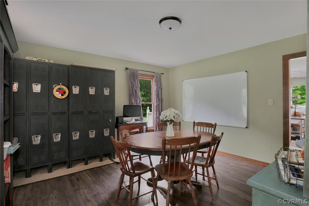 4253 Three Bridge Road Powhatan, VA 23139 - Photo 19 of 43 Gallery Image 19