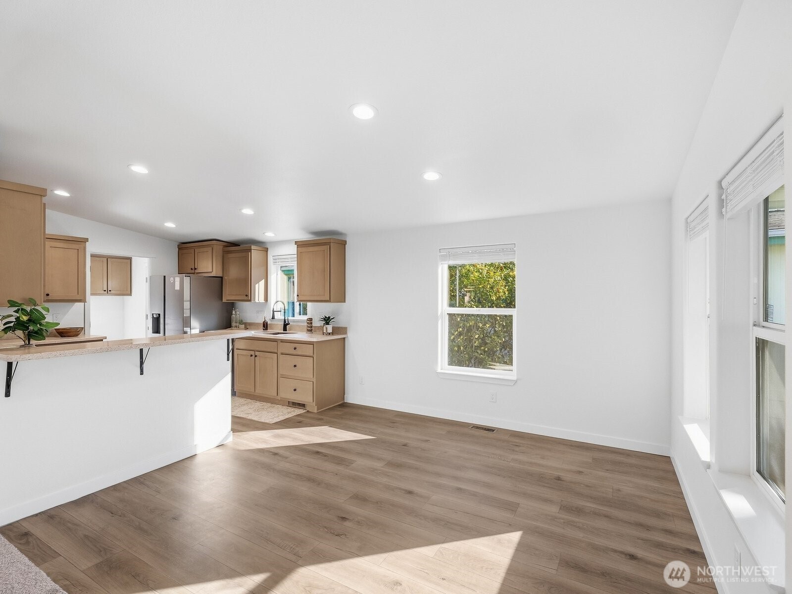 23825 15th Avenue Southeast, Unit 95 Bothell, WA 98021 - Photo 4 of 27 Gallery Image 4