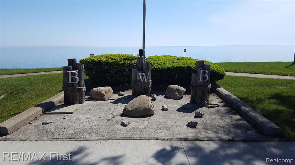 7684 Holiday Road Lexington, MI 48450 - Photo 2 of 32