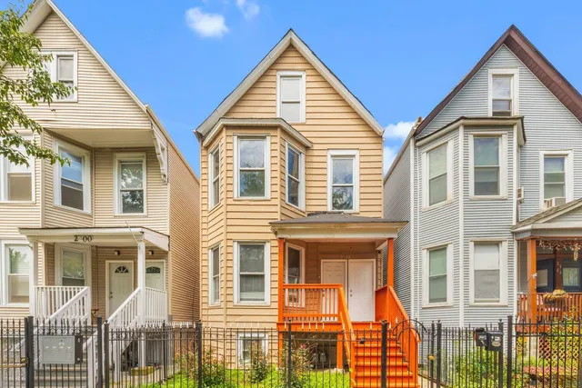a view of a large white building