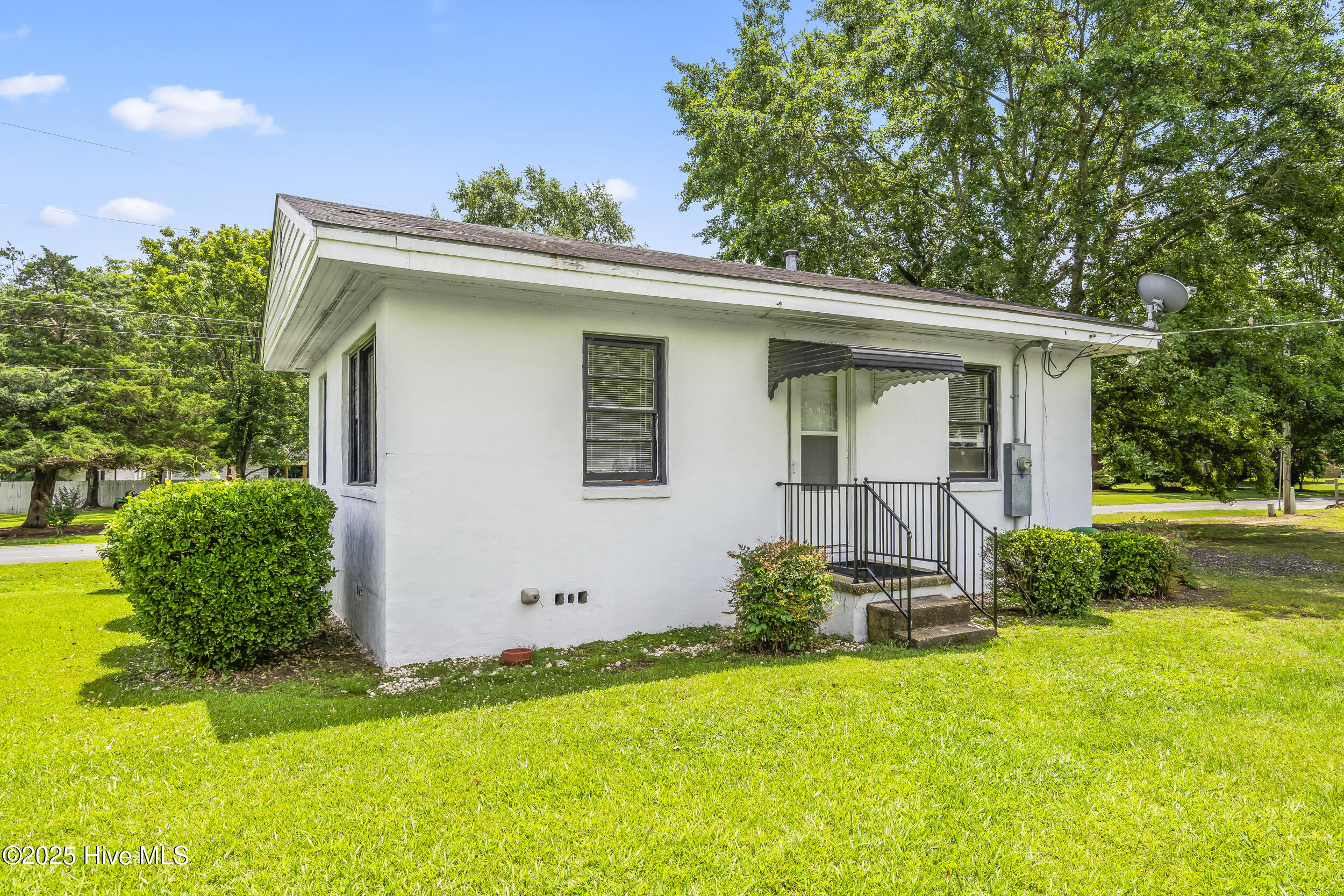 500 Rowan Road Clinton, NC 28328 - Photo 20 of 43 dsc05122