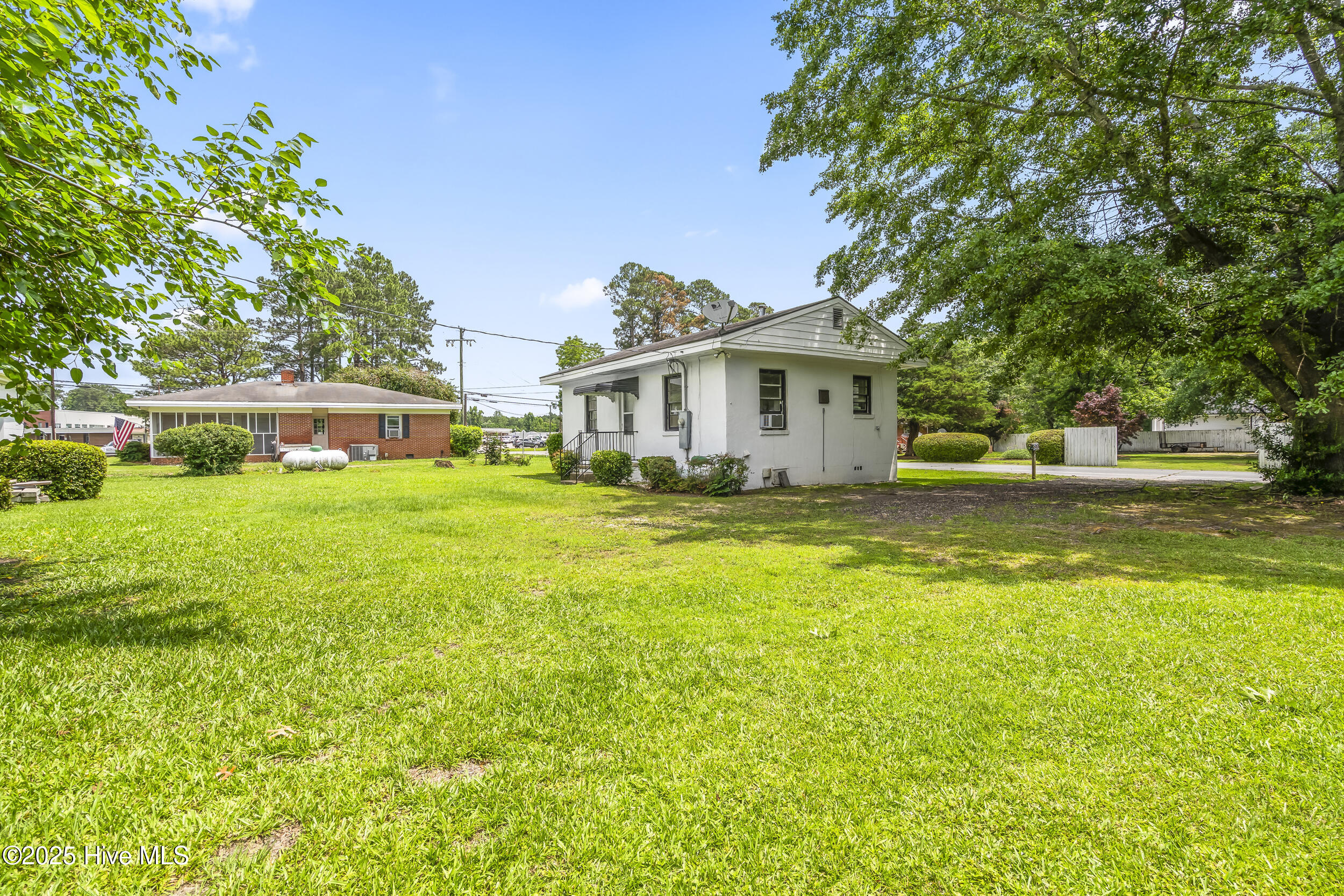 500 Rowan Road Clinton, NC 28328 - Photo 32 of 43 dsc05124