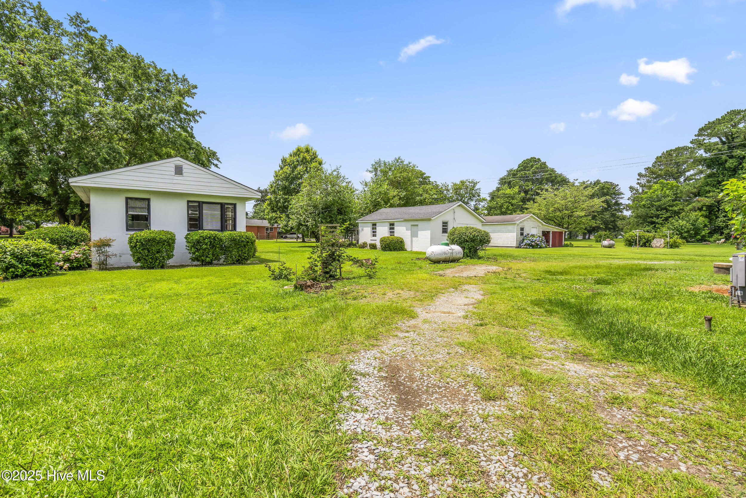 500 Rowan Road Clinton, NC 28328 - Photo 35 of 43 dsc05127