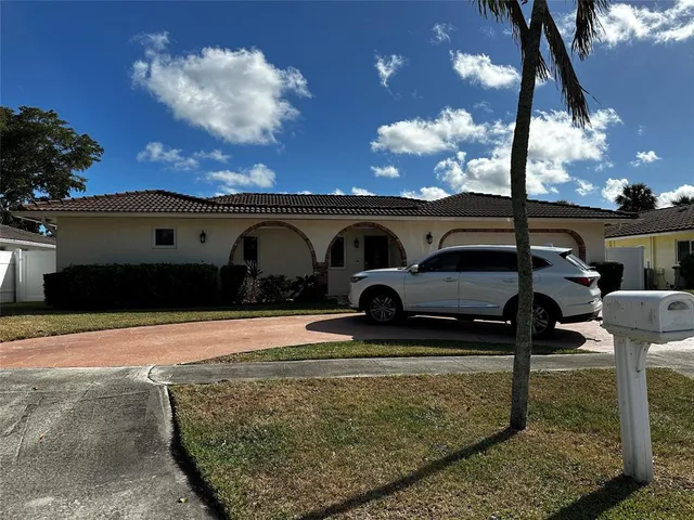$5,000 | 6860 Calle Del Paz South, Boca Raton, FL 33433