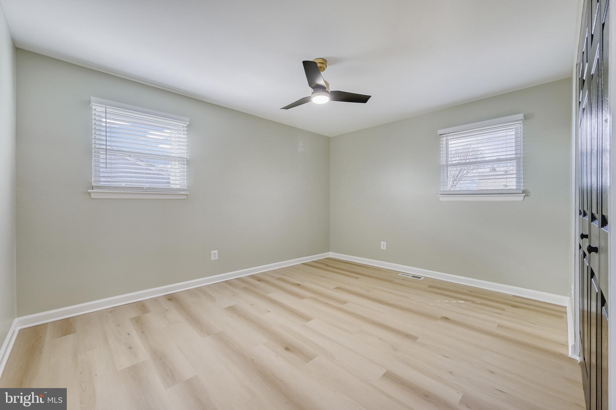 2504 Oak Manor Road Sparrows Point, MD 21219 - Photo 13 of 31