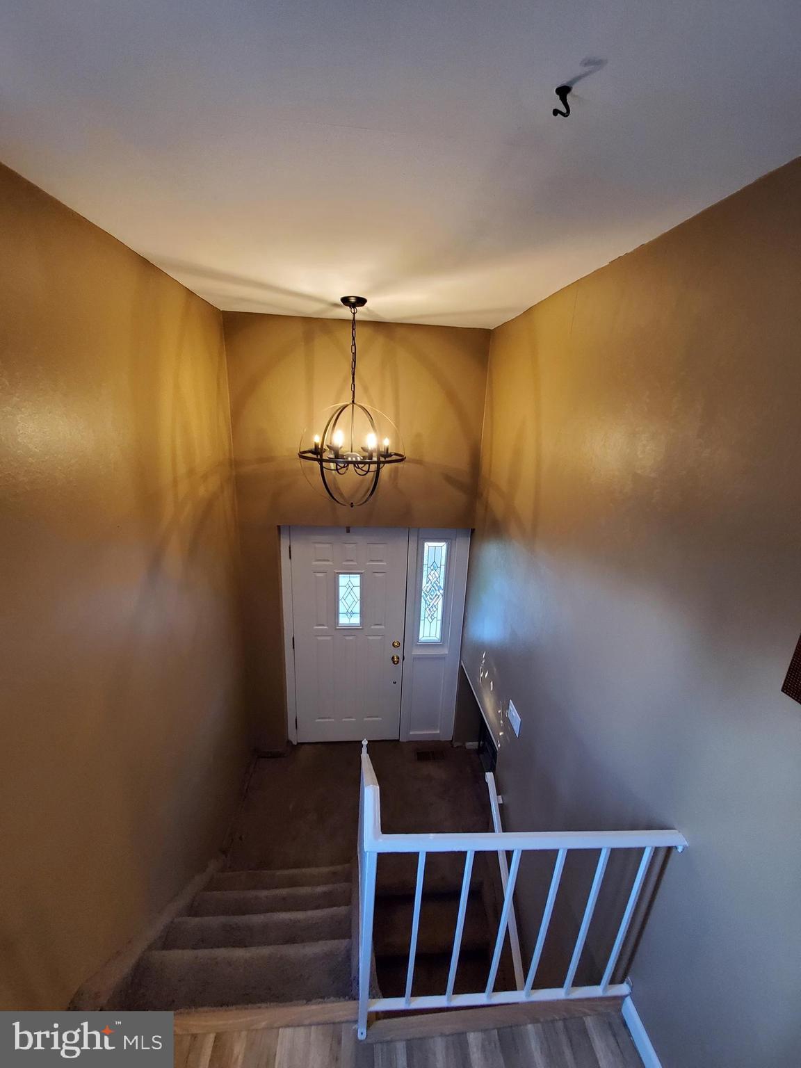 4266 Lawnside Road Philadelphia, PA 19154 - Photo 2 of 26 Choice of entering going up....