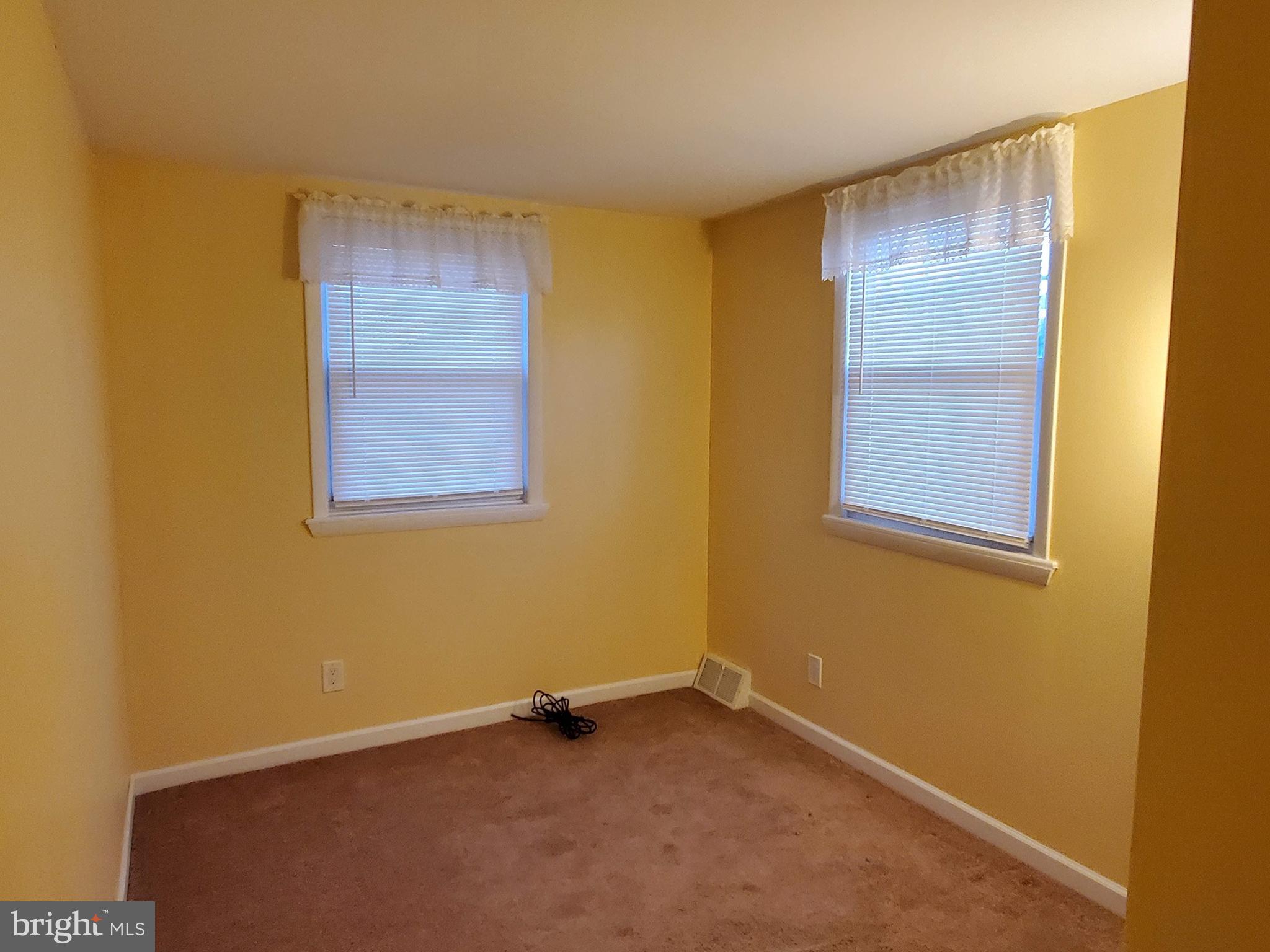 4266 Lawnside Road Philadelphia, PA 19154 - Photo 15 of 26 3rd Bedroom
