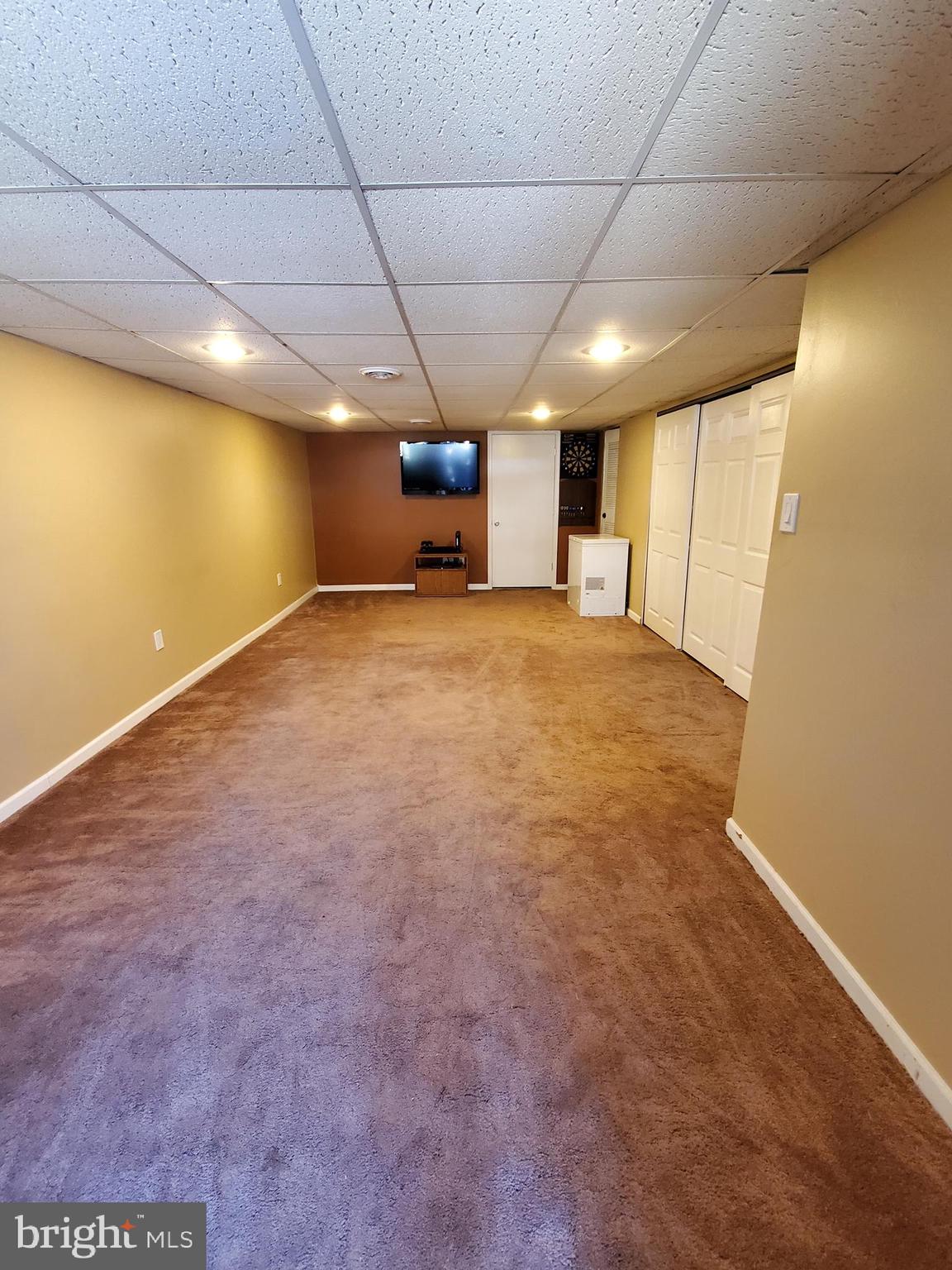 4266 Lawnside Road Philadelphia, PA 19154 - Photo 20 of 26 Plenty of space