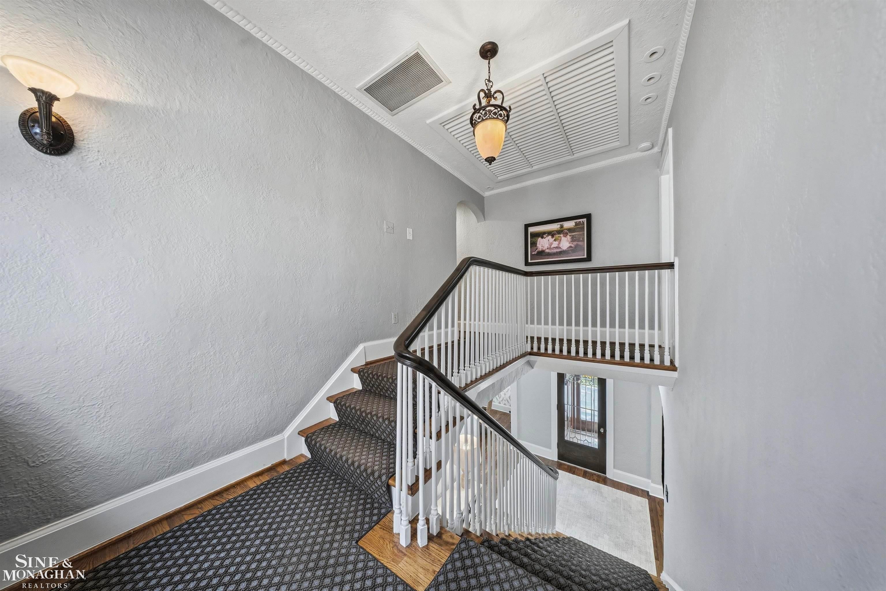 662 Lincoln Road Grosse Pointe, MI 48230 - Photo 19 of 60 Gallery Image 19