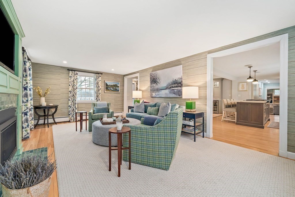 10 Kings Road Canton, MA 02021 - Photo 11 of 42 Gallery Image 11