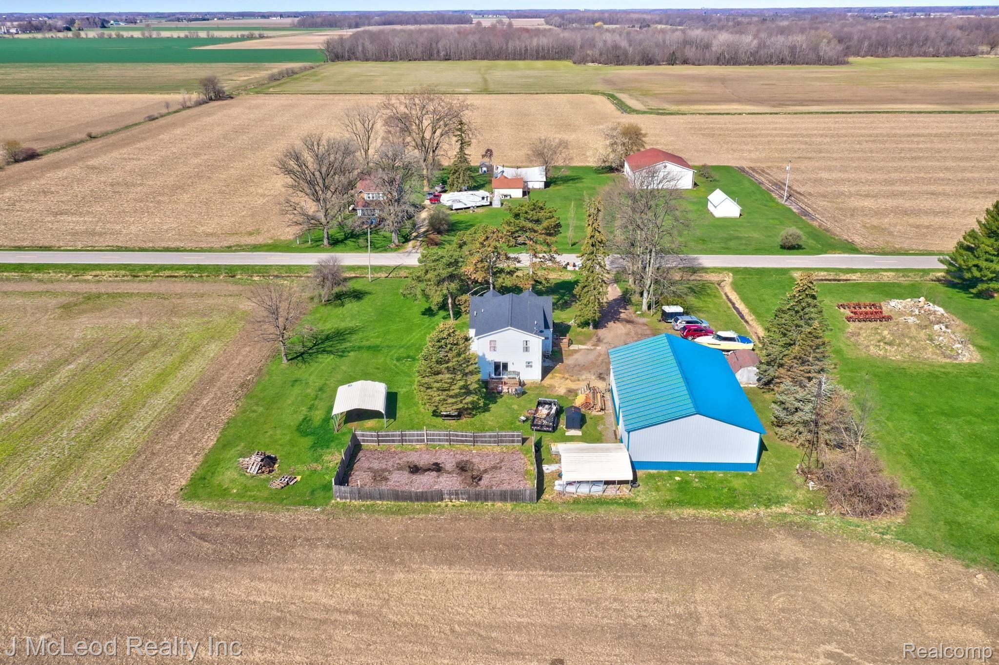 19801 Gasper Road Chesaning, MI 48616 - Photo 52 of 53 52-web-or-mls-19801 Gasper Rd Chesaning - 52.jpg