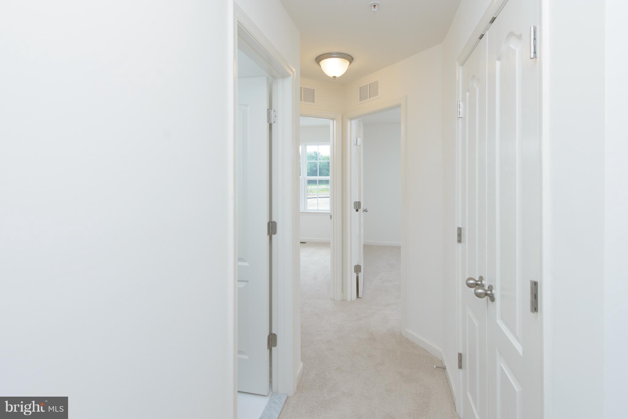 970 Winter Run Road Baltimore, MD 21220 - Photo 22 of 30 Upstairs hallway
