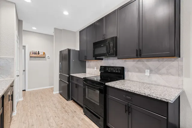 $350,000 | 9716 Cold Creek Drive, Conroe, TX 77306