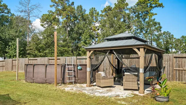 $350,000 | 9716 Cold Creek Drive, Conroe, TX 77306