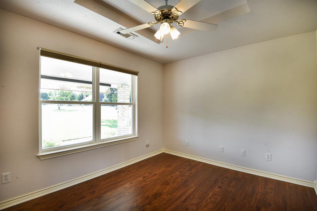 3840 Blackchamp Road Midlothian, TX 76065 - Photo 15 of 40