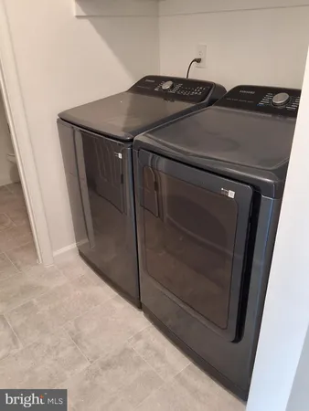 $2,800 | 14874 Emberdale Drive, Woodbridge, VA 22193