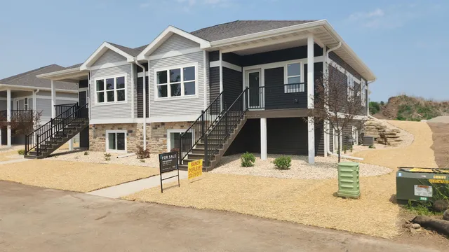 $436,500 | 2872 Wild Goose Way, Stoughton, WI 53589