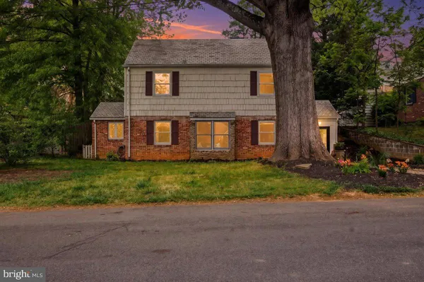 $699,000 | 1613 North Springwood Drive, Silver Spring, MD 20910