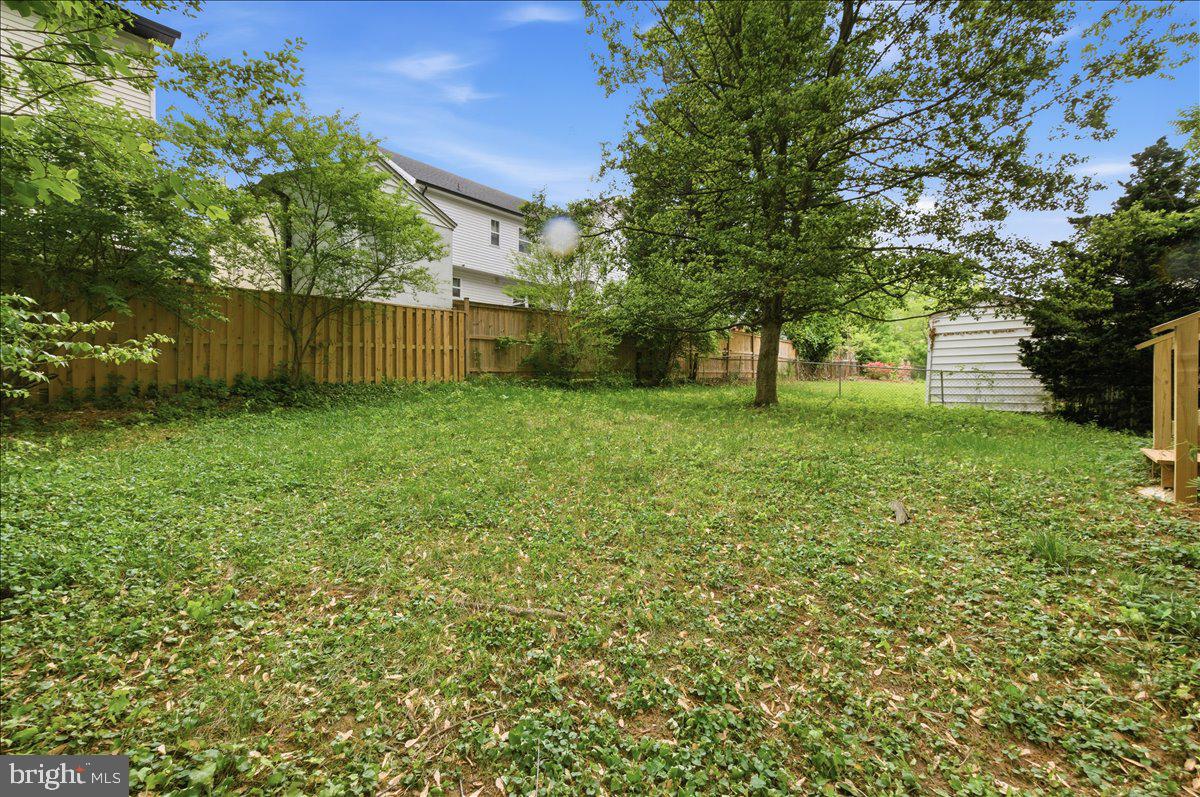 1613 North Springwood Drive Silver Spring, MD 20910 - Photo 12 of 35
