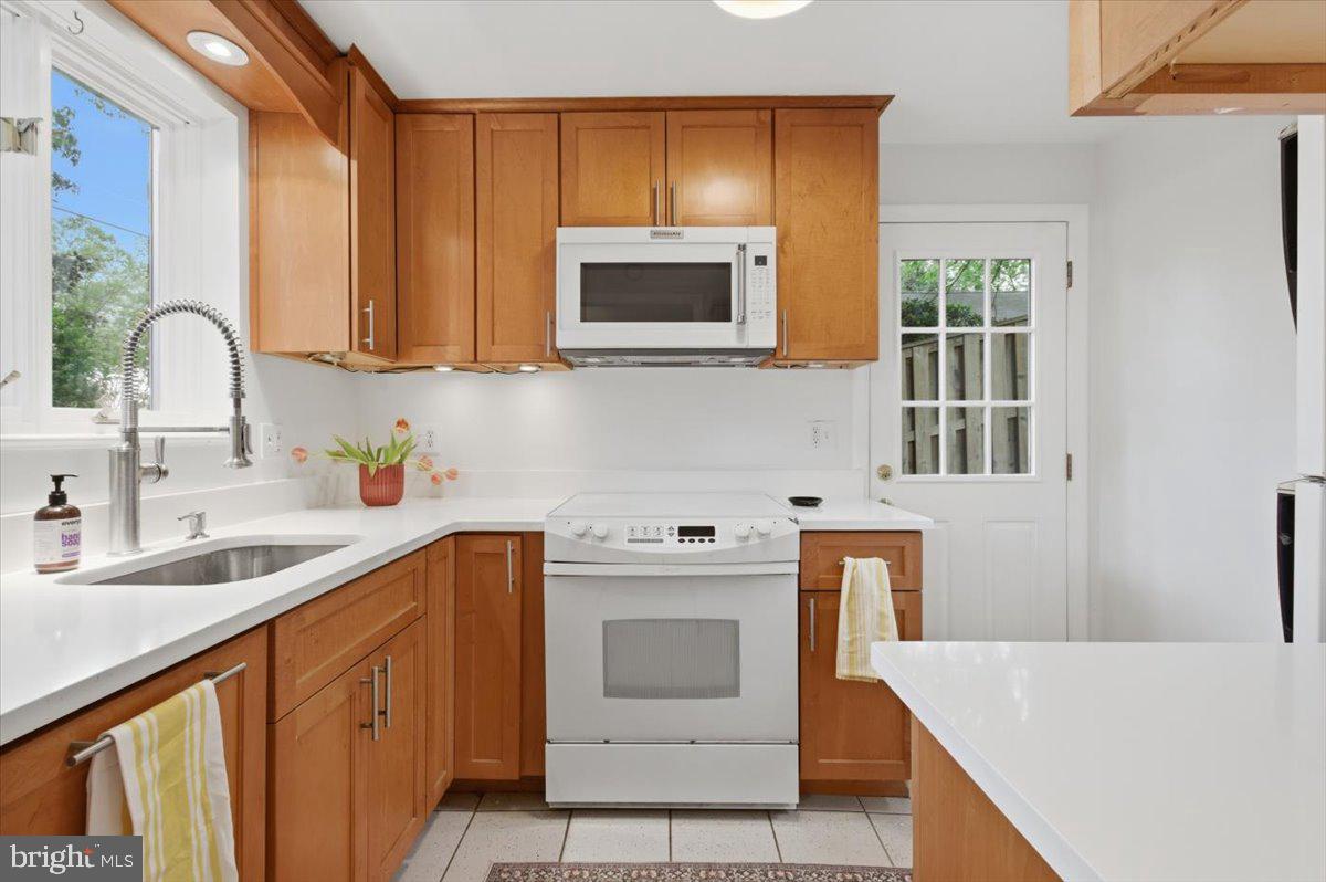 1613 North Springwood Drive Silver Spring, MD 20910 - Photo 18 of 35