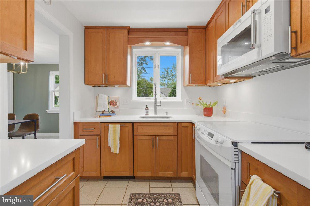 1613 North Springwood Drive Silver Spring, MD 20910 - Photo 20 of 35