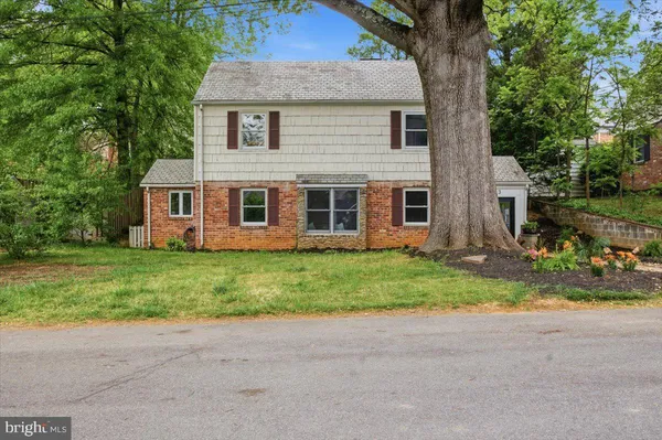 $699,000 | 1613 North Springwood Drive, Silver Spring, MD 20910