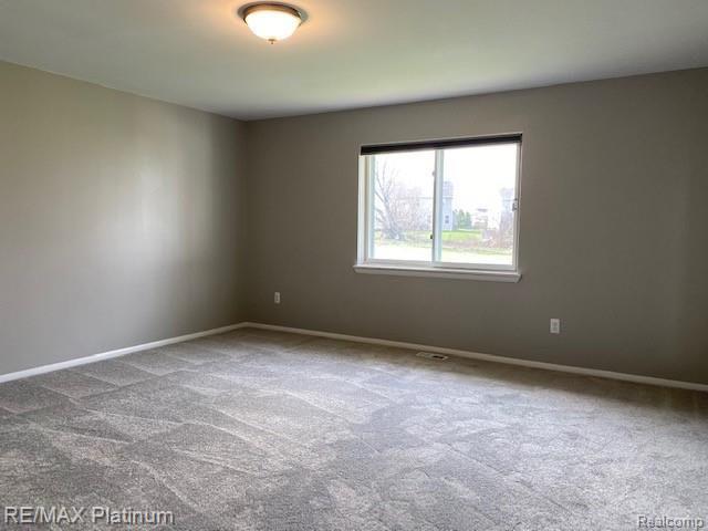 300 East Barron Road Howell, MI 48855 - Photo 7 of 20 Master Bedroom