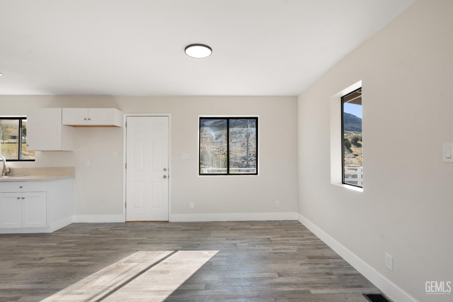 Undisclosed Address Weldon, CA 93283 - Photo 36 of 48 a view of an empty room and window