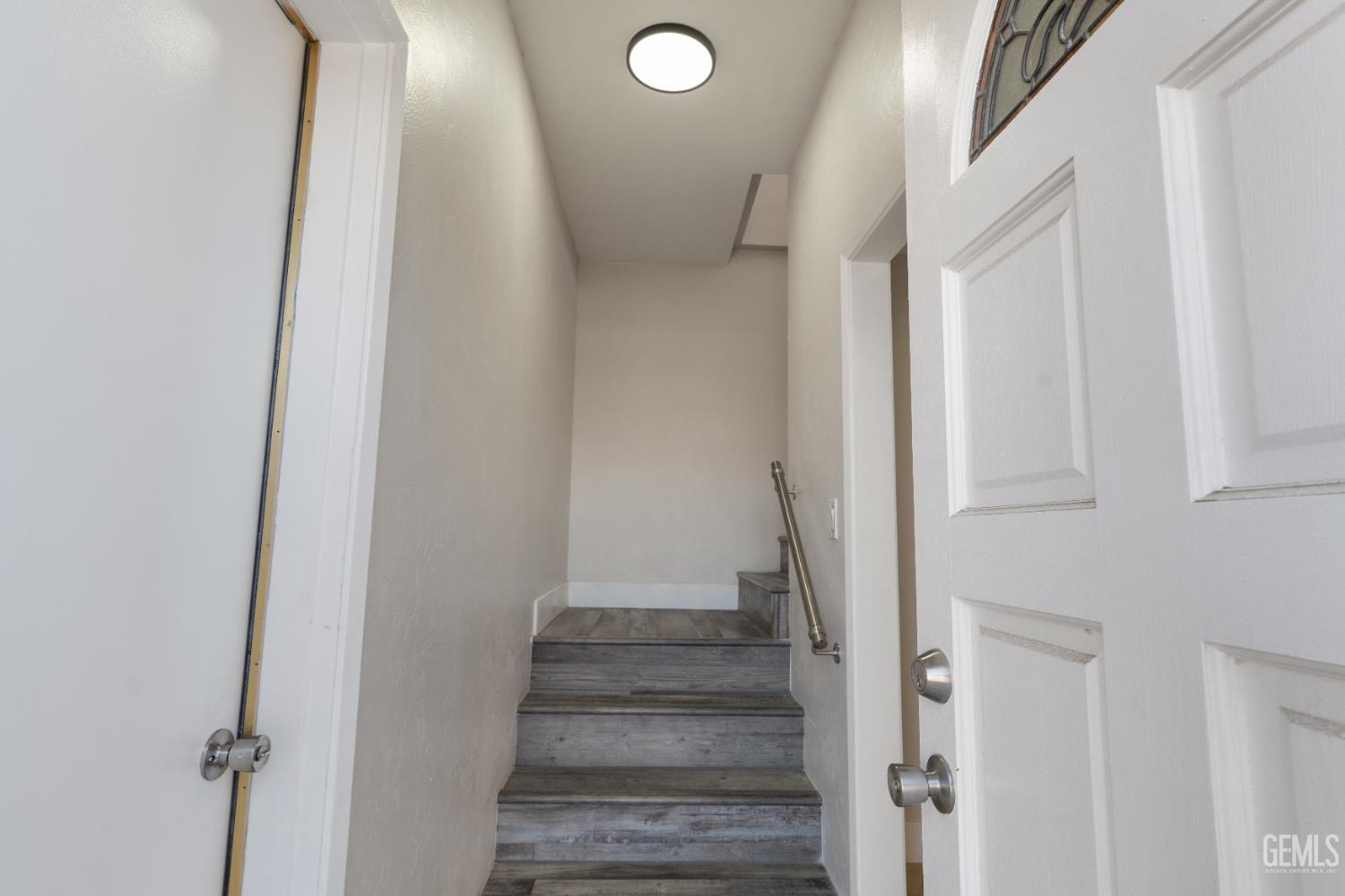 Undisclosed Address Weldon, CA 93283 - Photo 47 of 48 a view of an entryway