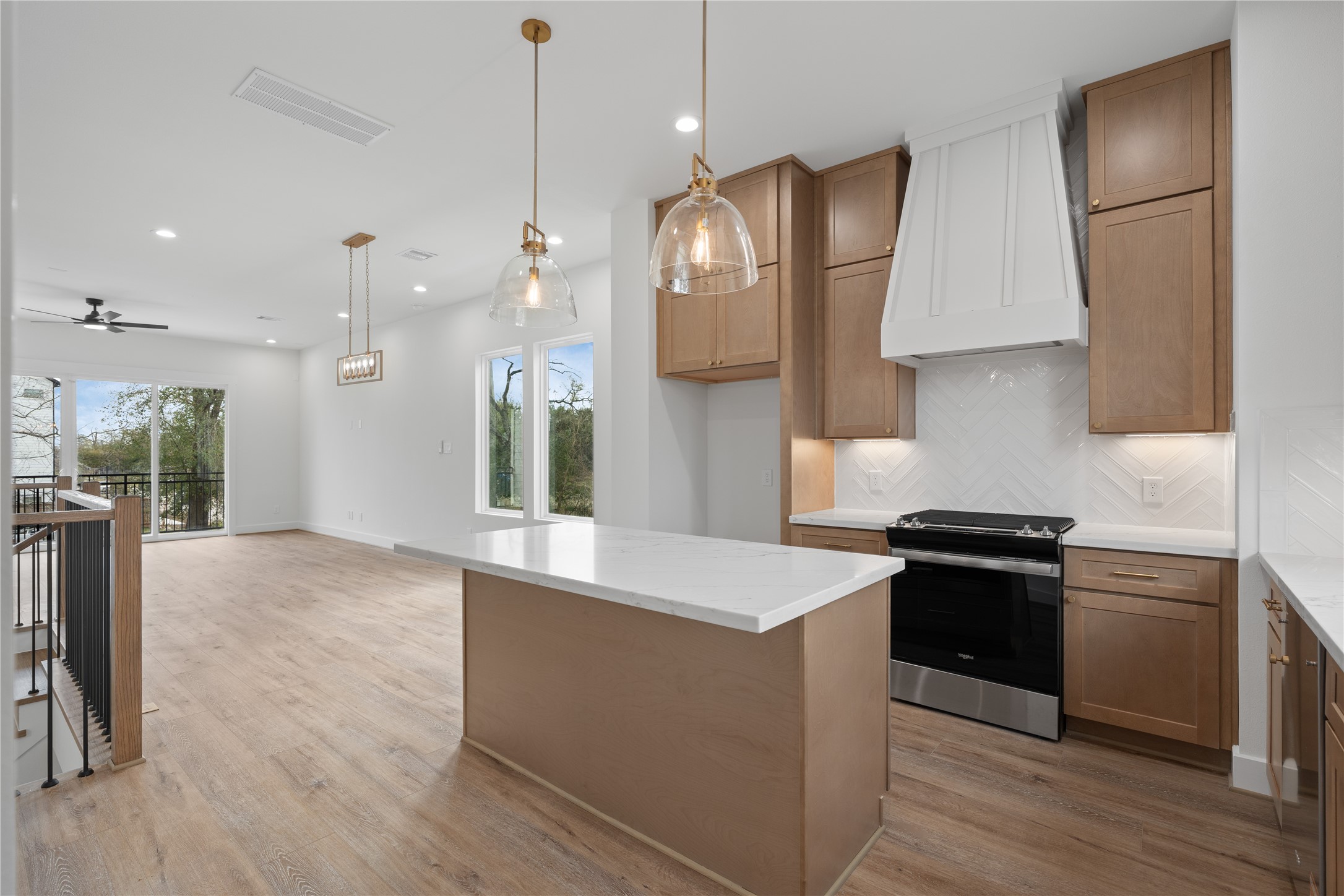 826 Curtin Street, Unit D Houston, TX 77018 - Photo 24 of 50