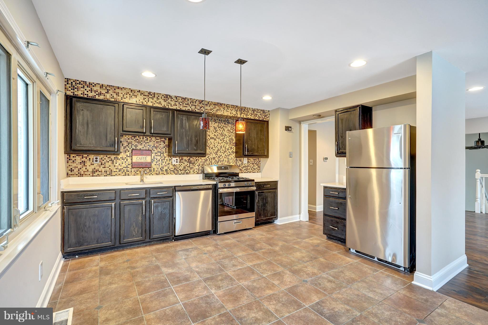156 Kelly Driver Road Laurel Springs, NJ 08021 - Photo 14 of 39