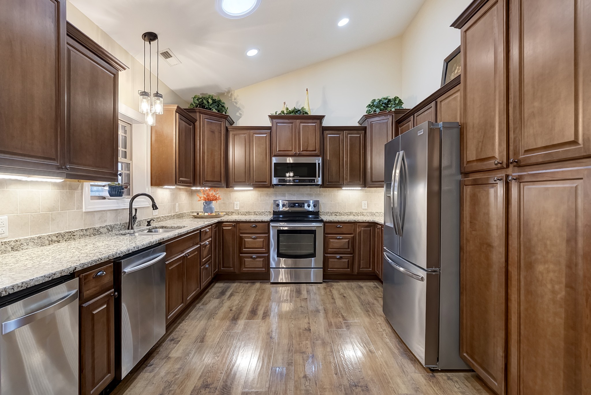 1065 Parkhurst Road McMinnville, TN 37110 - Photo 11 of 43