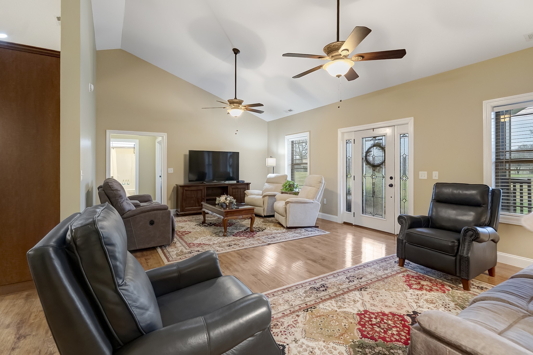 1065 Parkhurst Road McMinnville, TN 37110 - Photo 14 of 43