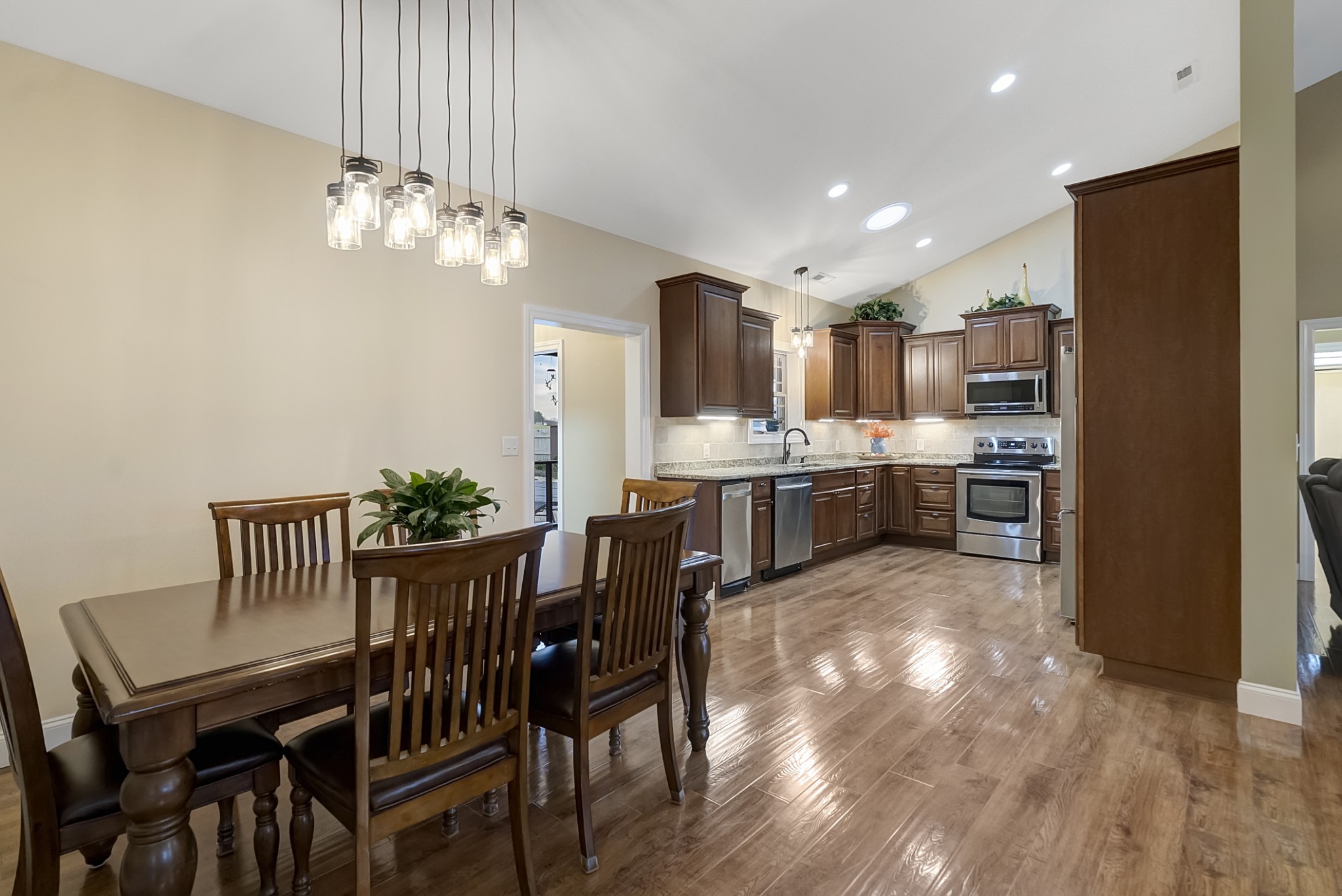 1065 Parkhurst Road McMinnville, TN 37110 - Photo 10 of 43